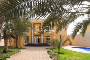 للبيع فيلا في المزهر دبي