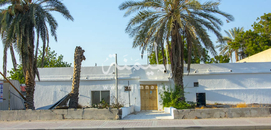 بيت شعبي للبيع في دبي الراشدية يصلح للسكن