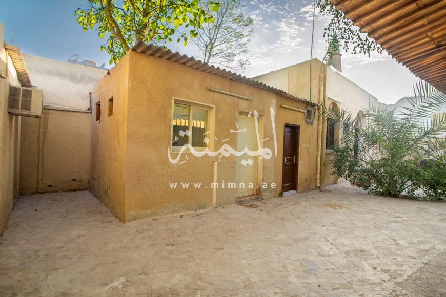 فيلا للبيع في الطوار ١ دبي للمواطنين |قريبة من الخدمات