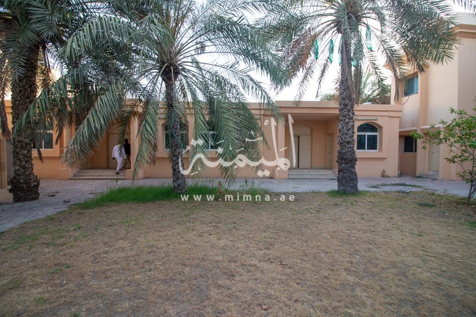 Garden area of a villa in Al Mamzar Dubai
