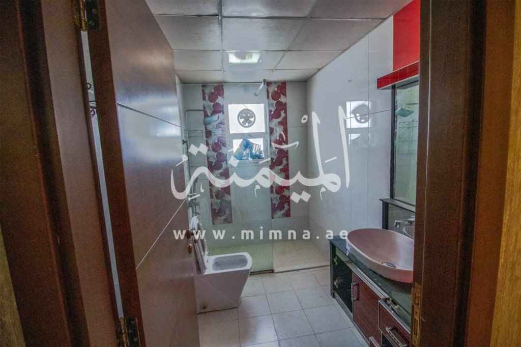 حمام الفيلا