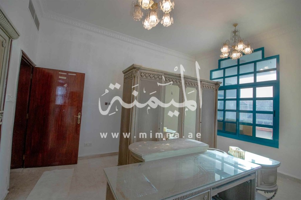 bedroom in Jumeirah 3 villa