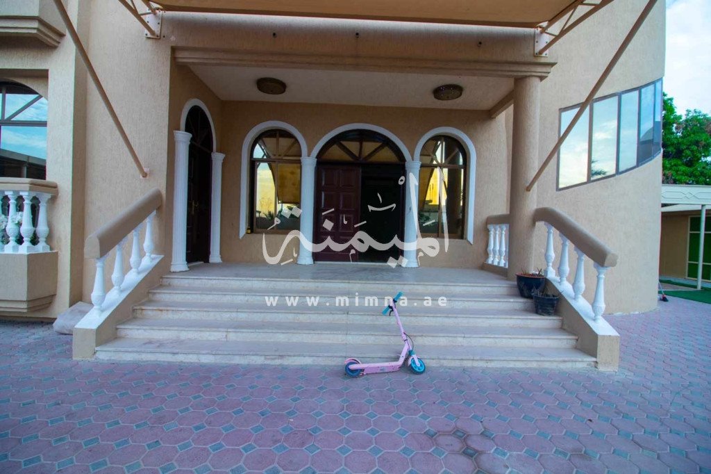مدخل فيلا ندالحمر