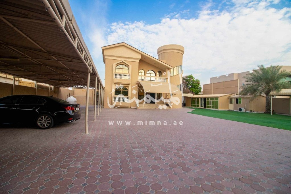 فيلا ندالحمر المدخل